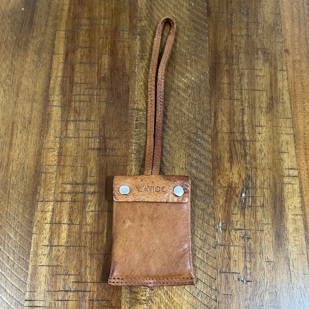 NWOT Latico Light Brown Leather Card Holder Purse Charm